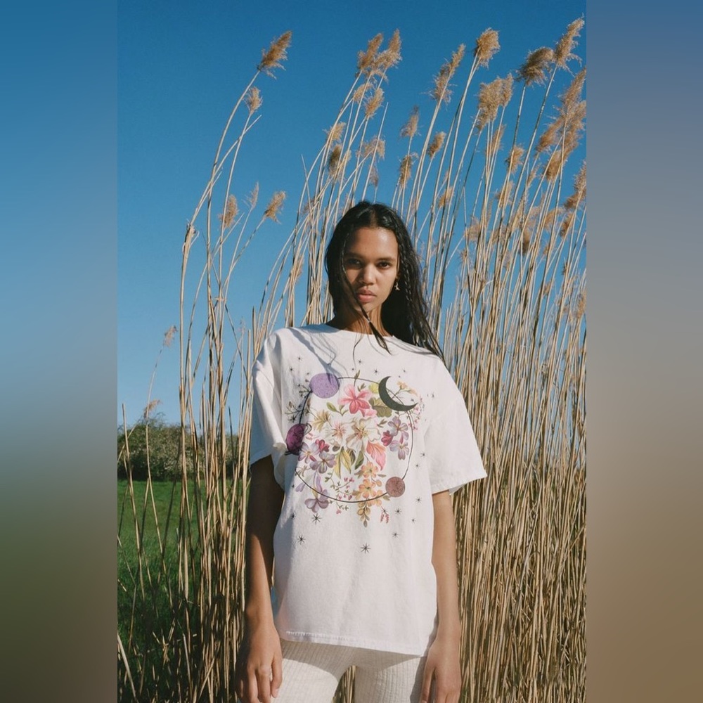 Urban outfitters cosmic floral tee. WORN ONCE
